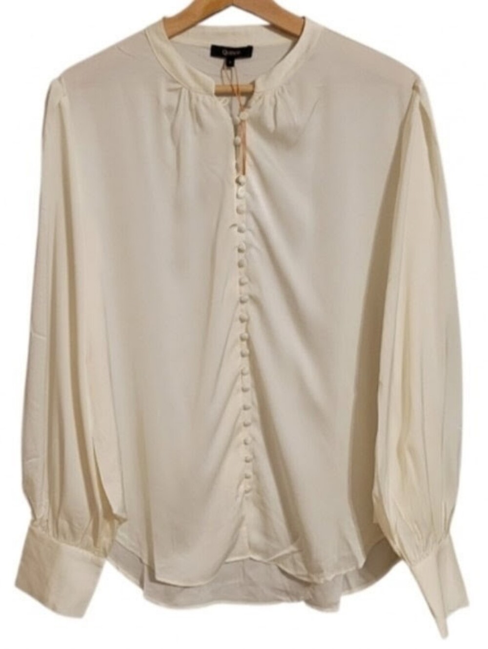 Quince Cream Button-Front Long Sleeve Blouse
